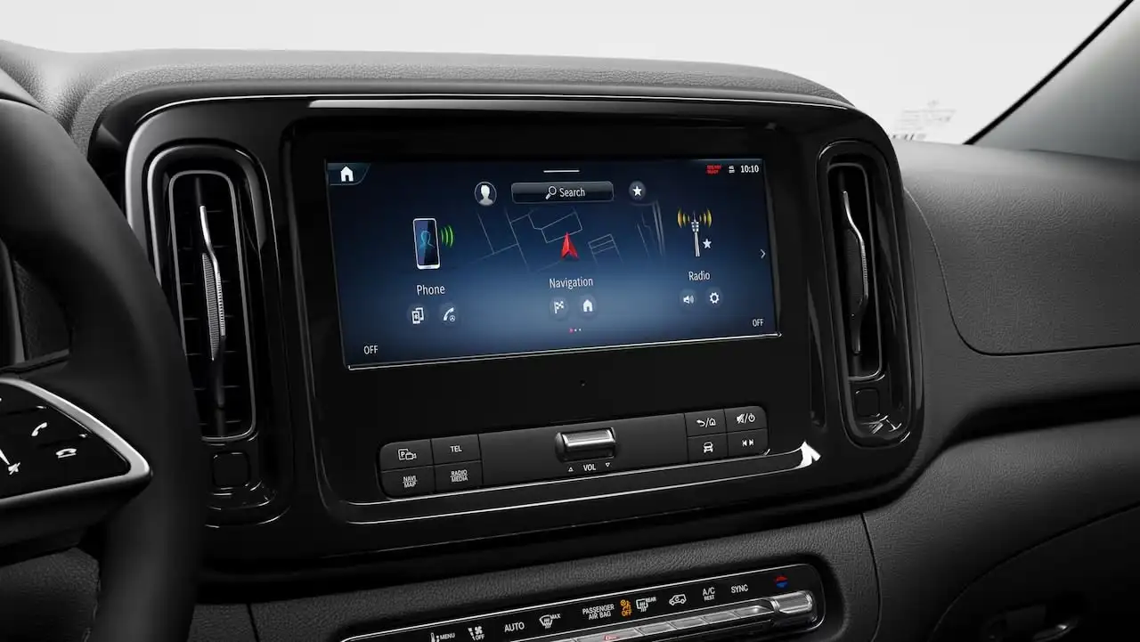 ระบบมัลติมีเดีย MBUX พร้อมหน้าจอสัมผัสขนาด 10.25 นิ้ว image