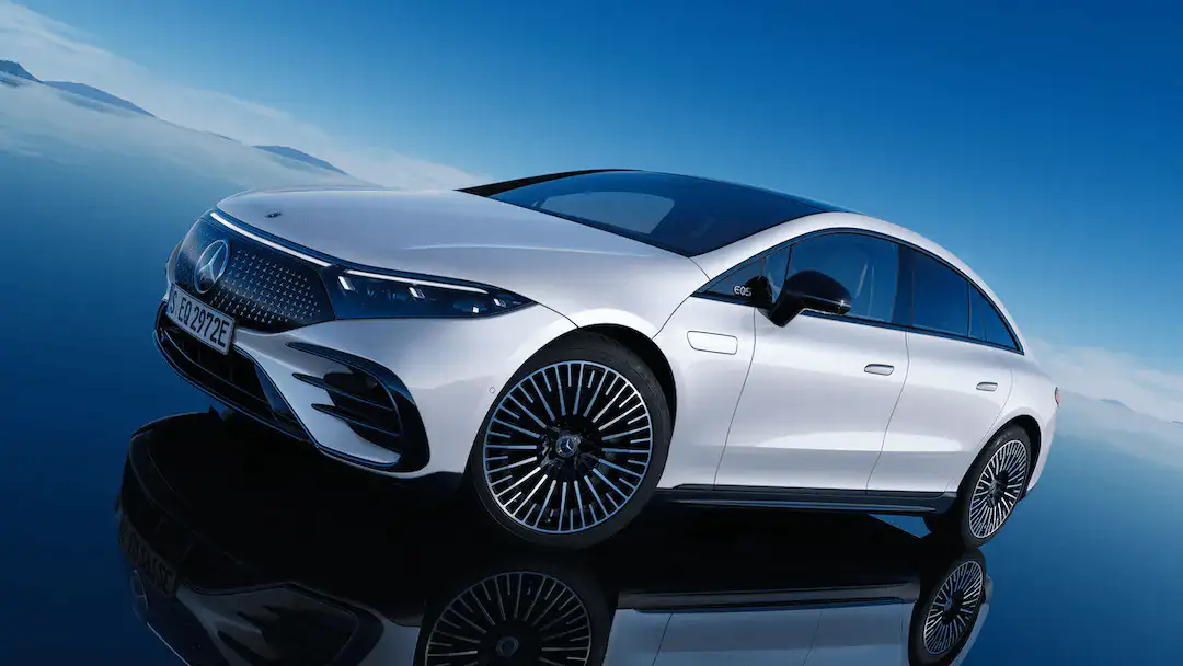 Exterior image showing mercedes-benz eqs class: ความหรูหราขั้นสูงสุดแห่งยุคไฟฟ้า
