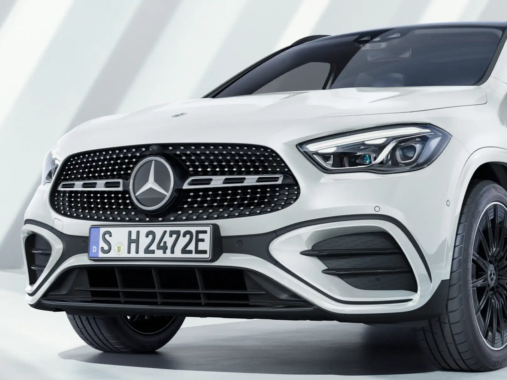 Mercedes-Benz GLA Class SUV ที่สร้างขึ้นเพื่อชีวิตเมืองที่ไม่หยุดนิ่งและหัวใจที่ไม่หยุดเต้น Image